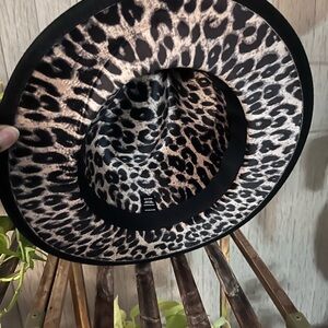 Classic Black Ashley Stewart Fedora Hat